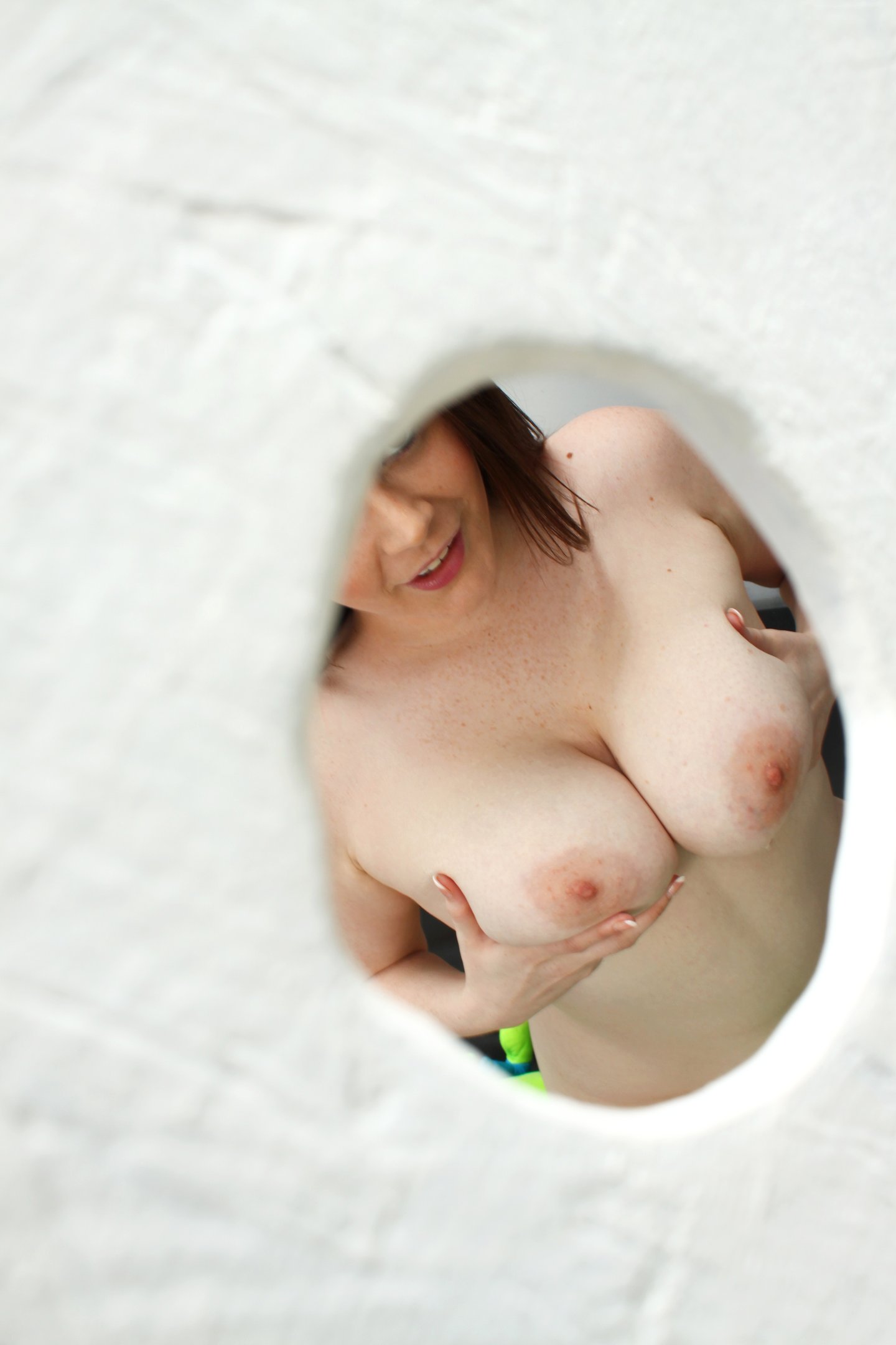 Brunette Gets Cock From Glory Hole Photos