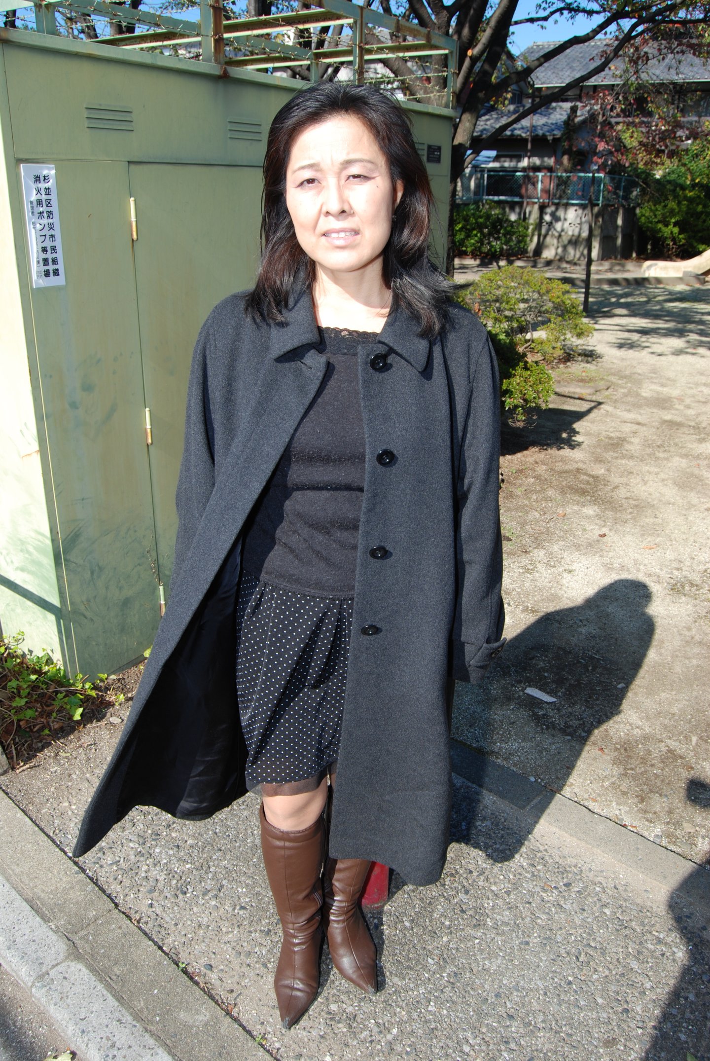 Japanese MILF Loves Riding Cock Photos