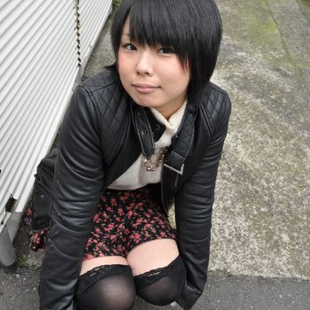 Short Haired Japanese Girl Gets Cum Blast On Her Face
